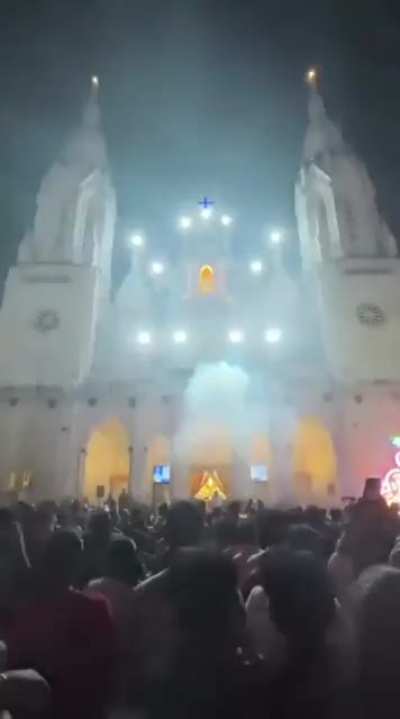 I would be in the church every weekend with this holy mix! 🔥