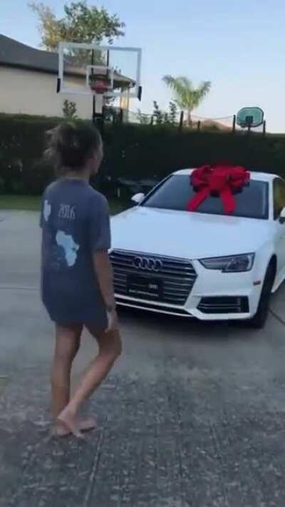 Smh she already crashed it