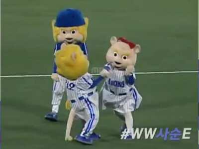 БейсБоль в корейский