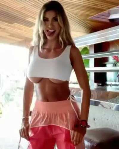 Sarai Rollins (@sarairollins)