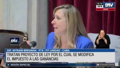 Myriam Bregman corre por DERECHA a Juntos por el Comunismo 