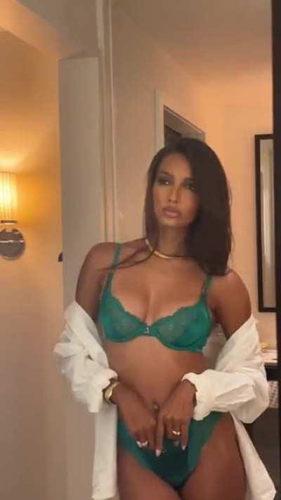 that Bitch likes herself a lot