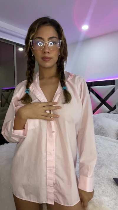 No one wants to fuck a nerd like me