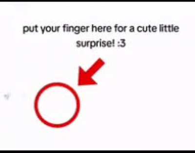 Keep your finger on screen trust :3