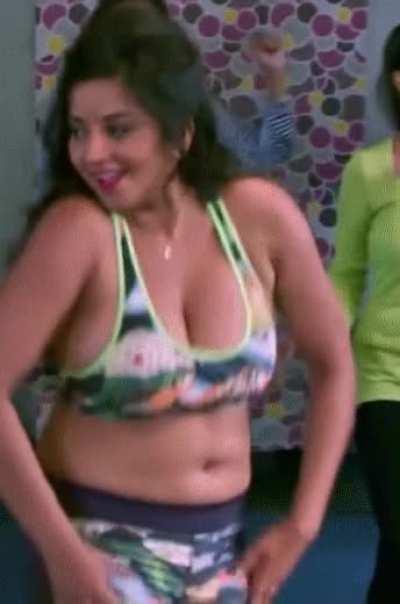 Monalisa par toh ajj kal bohot hila raha hon..