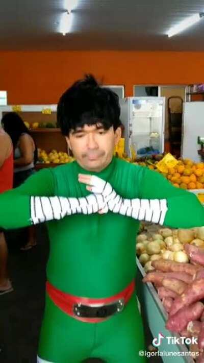 Vc vai me desculpa, mas ninguém ganha dele...