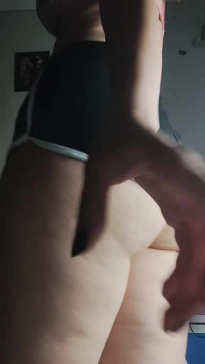 lick or [F]uck my busty 18 year old bubble butt