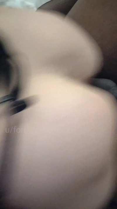 Blonde babe bouncing on big dick 