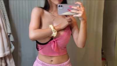 [reddit] I had to take my buds phone after my broke last week. I guess he hasn't told his gf cus she keep sending me stuff like this~ Oh I aint complaining tho~ maybe I'll send her something too