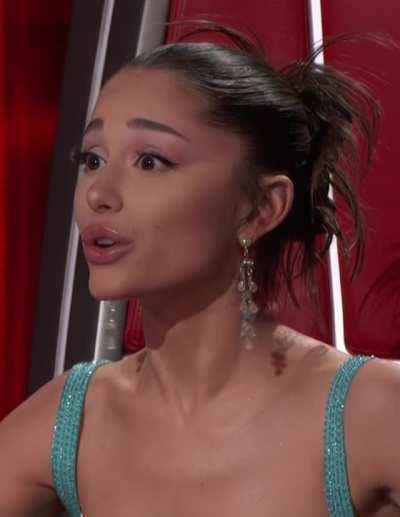 Ariana Grande's mouth is NSFW