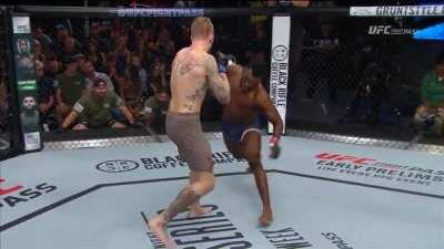 Dwight Grant takes Tyler Hill’s soul on Dana White’s Tuesday Night Contender Series