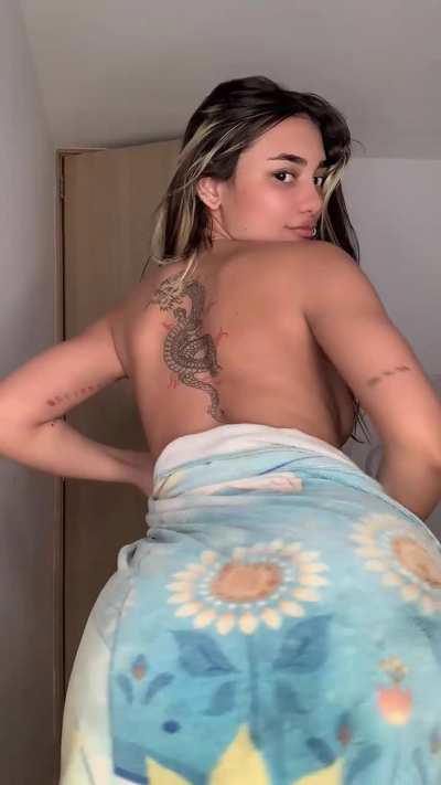 I feel like you want to bury your face in my butt!