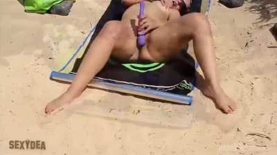 Don't miss out on the hottest videos around - only at sexydea.com !