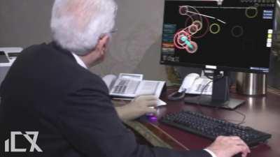 Who knew the Italian President was such a good osu player