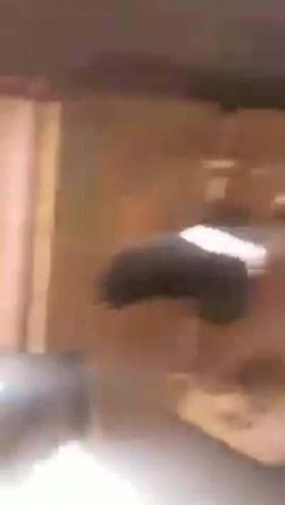 嗦开嗦开，尖刀连来啦