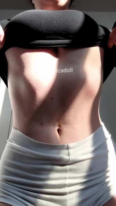 Italian bouncing boobs