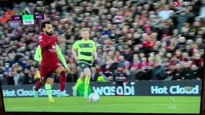 Look at De Bruyne 😂 he knew what was about to happen