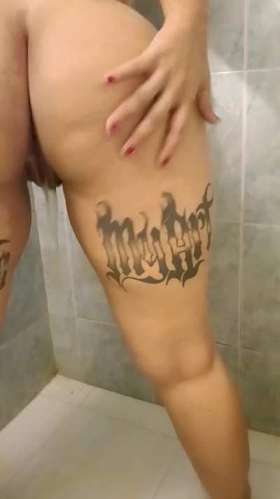 Be a good boy and lick it up