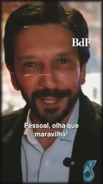 A cara de c* do vampirão