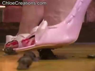 Classic Diana Crushing Snails