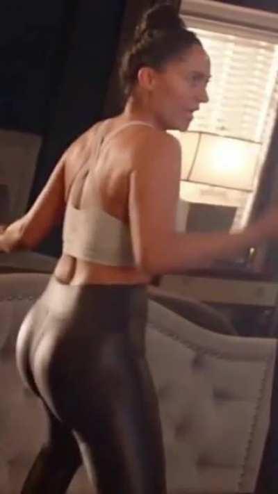 Caught Tracee slippin....