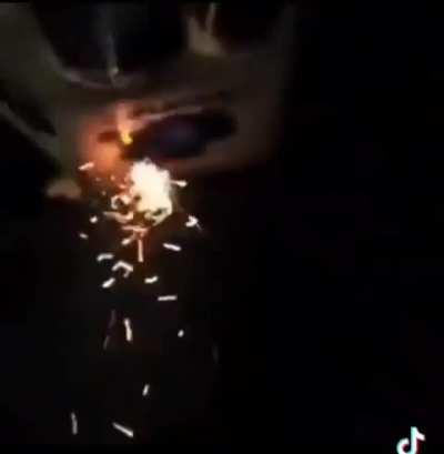 Share this to anyone of it there brithday ;)