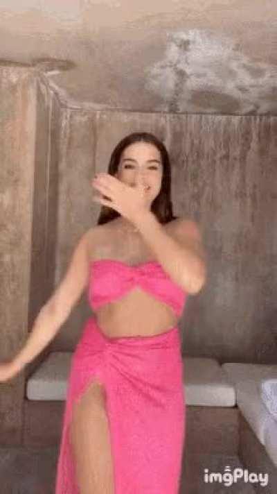 Addison Rae huge dump truck