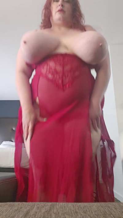 Do you want to be under me or behind me?? 🤔