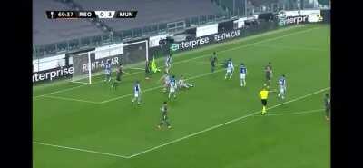 Eric Bailly acrobatic attempt vs Real Sociedad