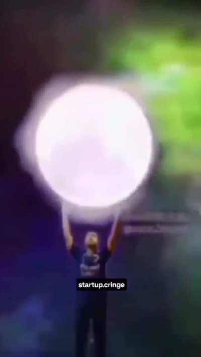 Title ko handshake karna