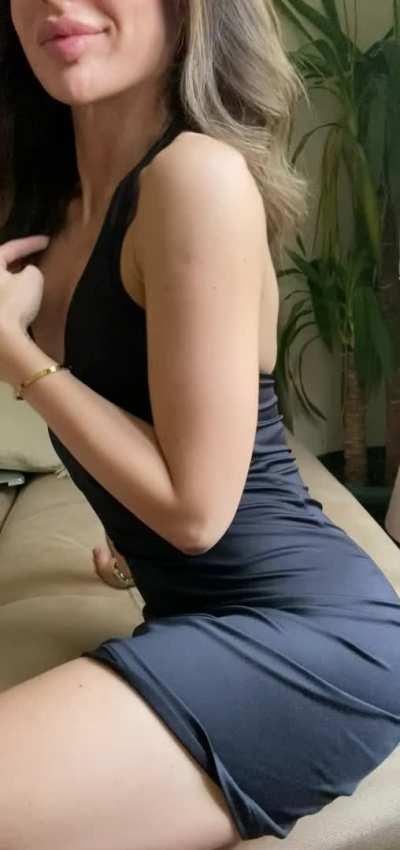 hope u don't mind my razor nipples peaking through - can i be ur fuckdoll?