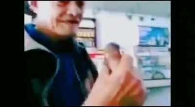 Porque? porque uma criatura tão bela? A CULPA FOI SUA SEU MONSTRO