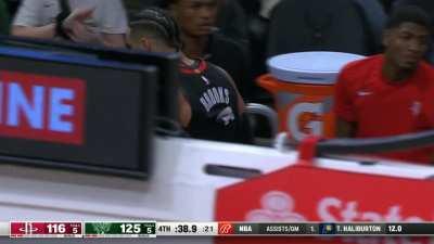 [Highlight] Dillon Brooks and Ime Udoka get ejected for arguing a call where Dillon Brooks 