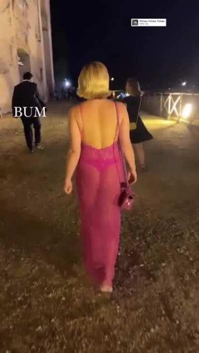 Birthday Girls Bum! - Via Rebecca Corbin-Murray’s Instagram.