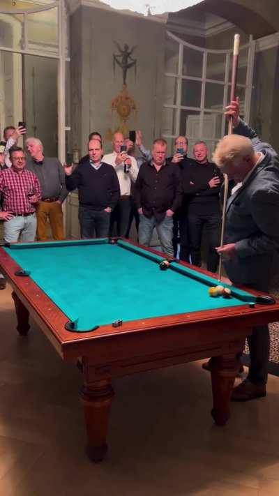 HMB while I do a trickshot 