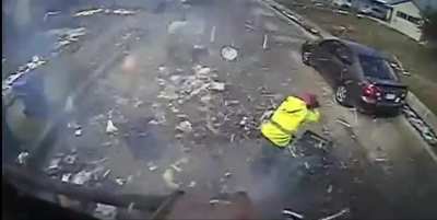 PSA: Don’t throw oxygen tanks in the trash