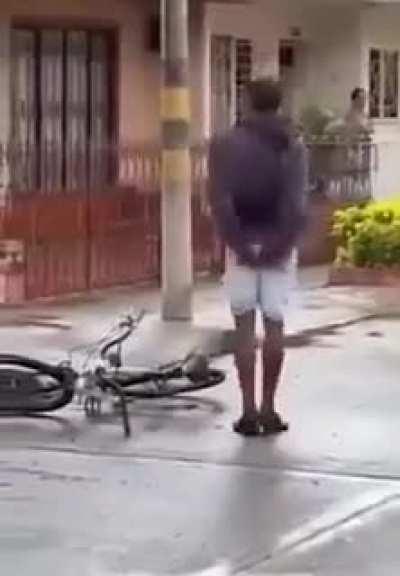 Wcgw stealing a bicycle 