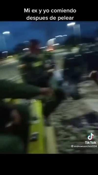 Hay tiempo pa' to (ignoren el texto en blanco 🧠🦈)