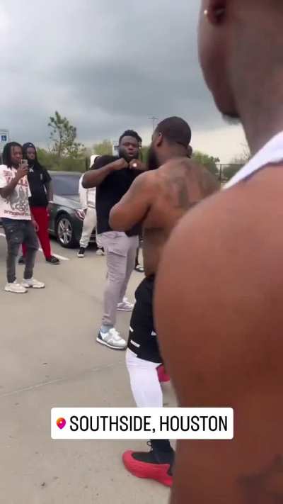 D Flowers and Maxo Kream Meet Up & Squabble Dine! 🥊🥊🥊🥊