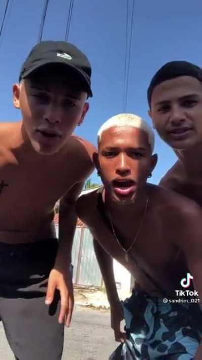 muquinha? por isso vc é 