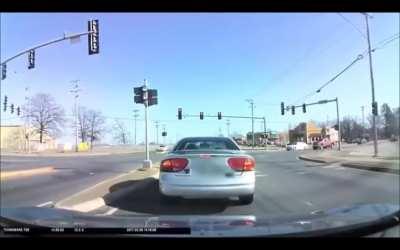 USA: Rear-ended at 50 MPH