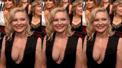 Kirsten Dunst showing off her boobs