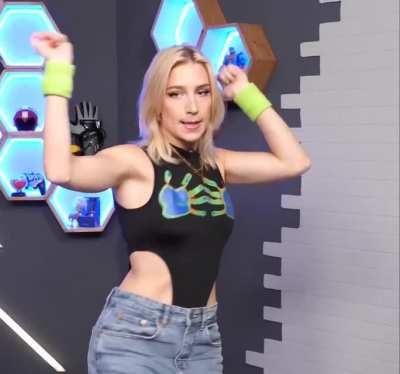 Dancing to Smosh Songs In DDR