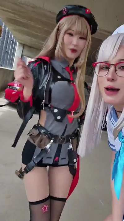 Neon being a menace again.. IN SPANISH XD