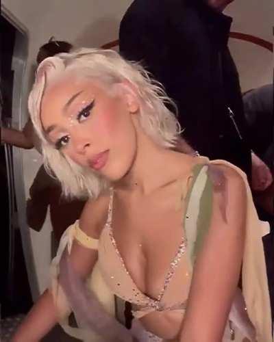 ladies and gentlemen, doja cat