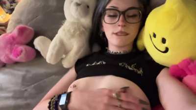 Wanna try this goth boobs 💋