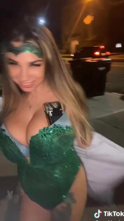 Alexa bouncing in a deleted TikTok