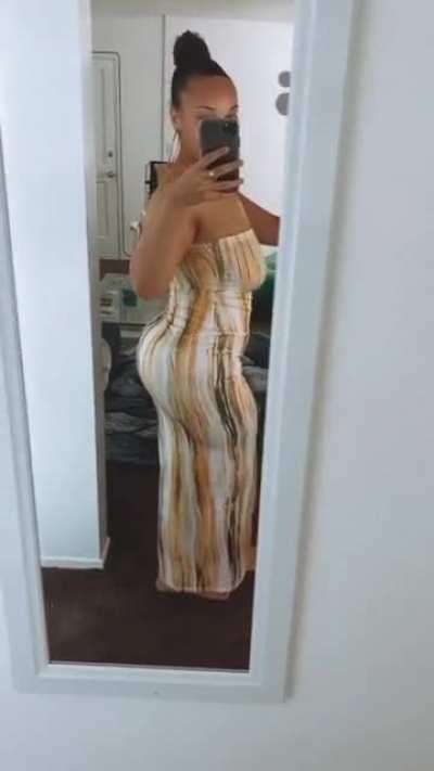 Natasha Lee (@tashaamaxck)