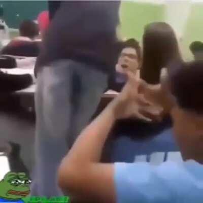 Acıyı hissedebiliyorum