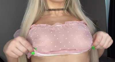 Upvote for nudes, yes I actually send 😘